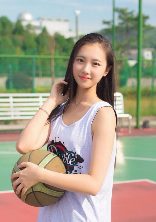 随机阿尔阿赫利主帅激励球员士气，阿尔阿赫利vs帕尔梅拉斯