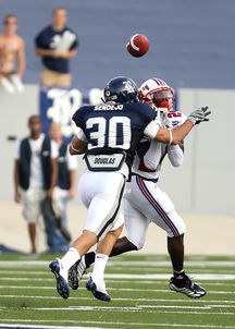 九游娱乐官网 (JIUYOU)-年轻球员打破传统，成为球队新动力，年轻球员足球