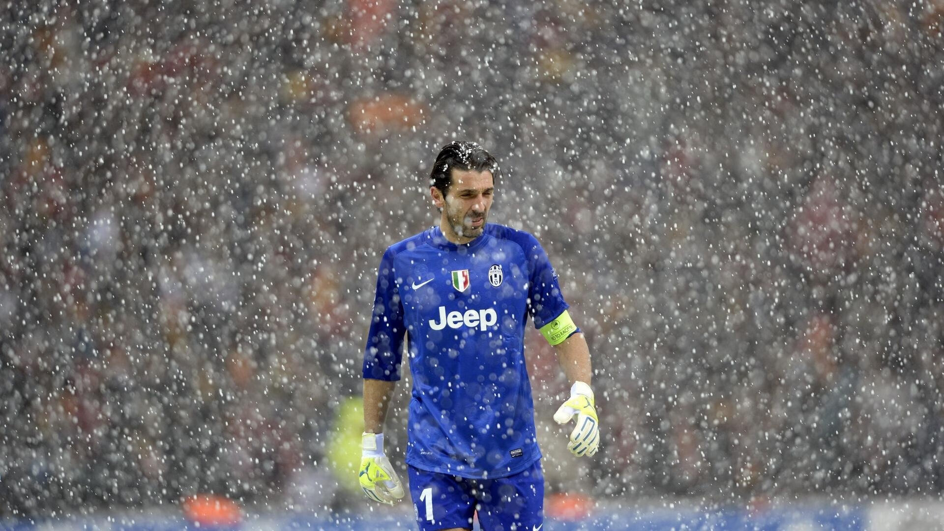 中国足球业界联合倡议，提升专业化水平，中国足球专项治理